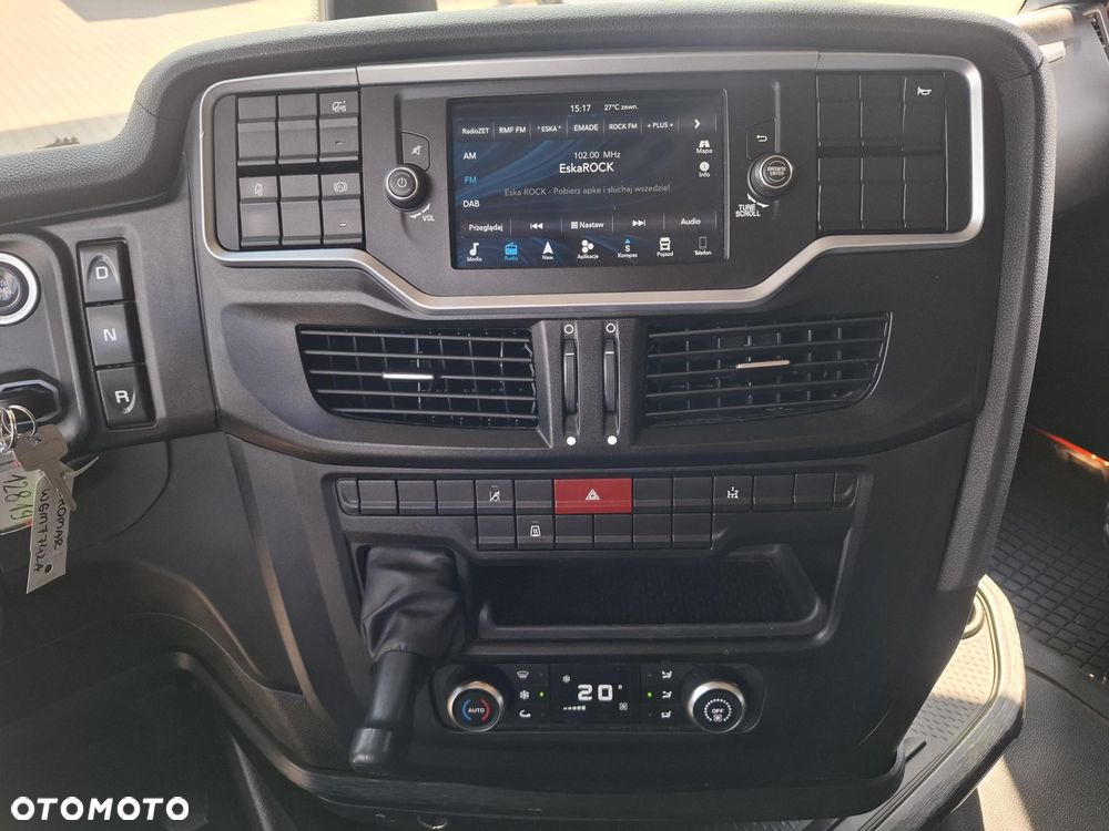 Iveco S-WAY - 18
