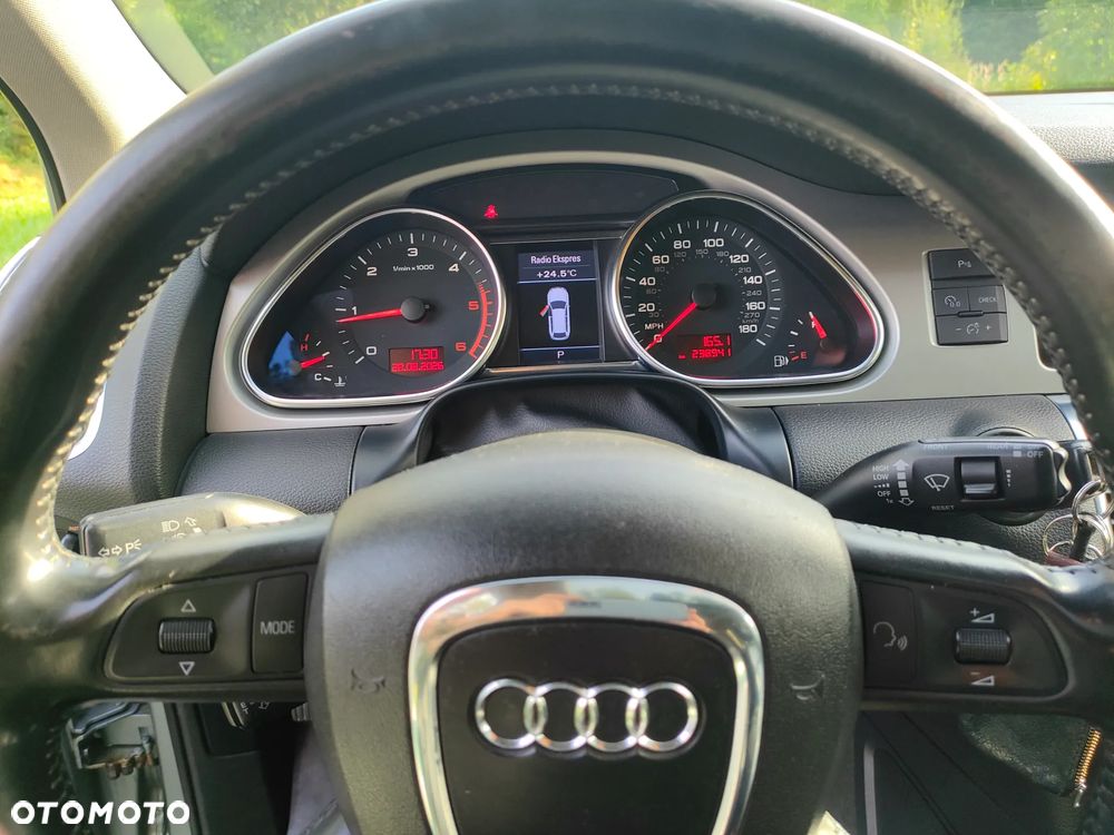 Audi Q7 3.0 TDI DPF clean diesel Quattro Tiptronic - 6