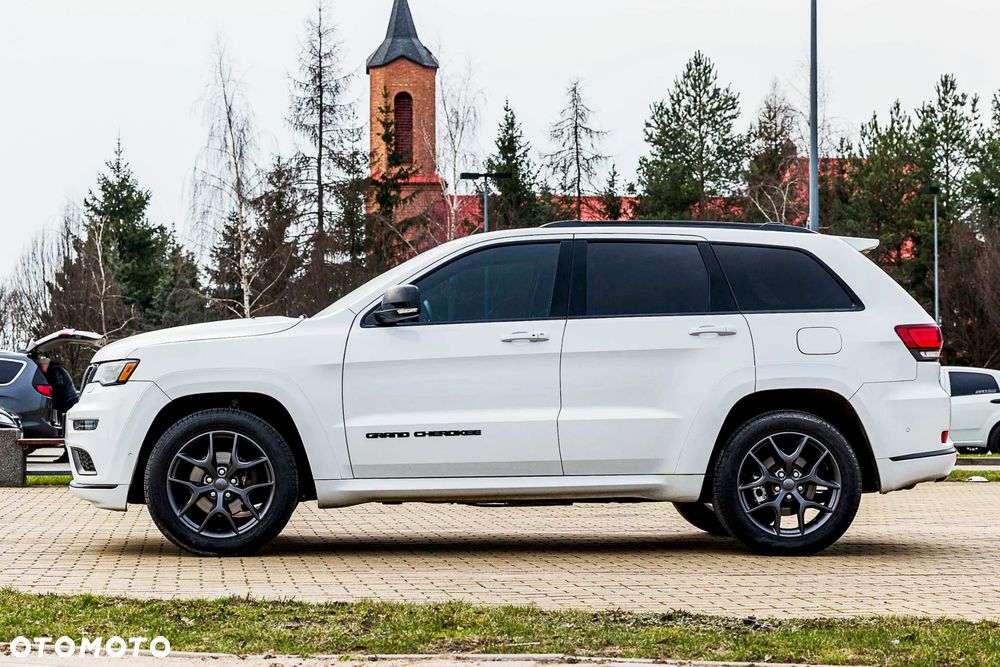 Jeep Grand Cherokee - 8