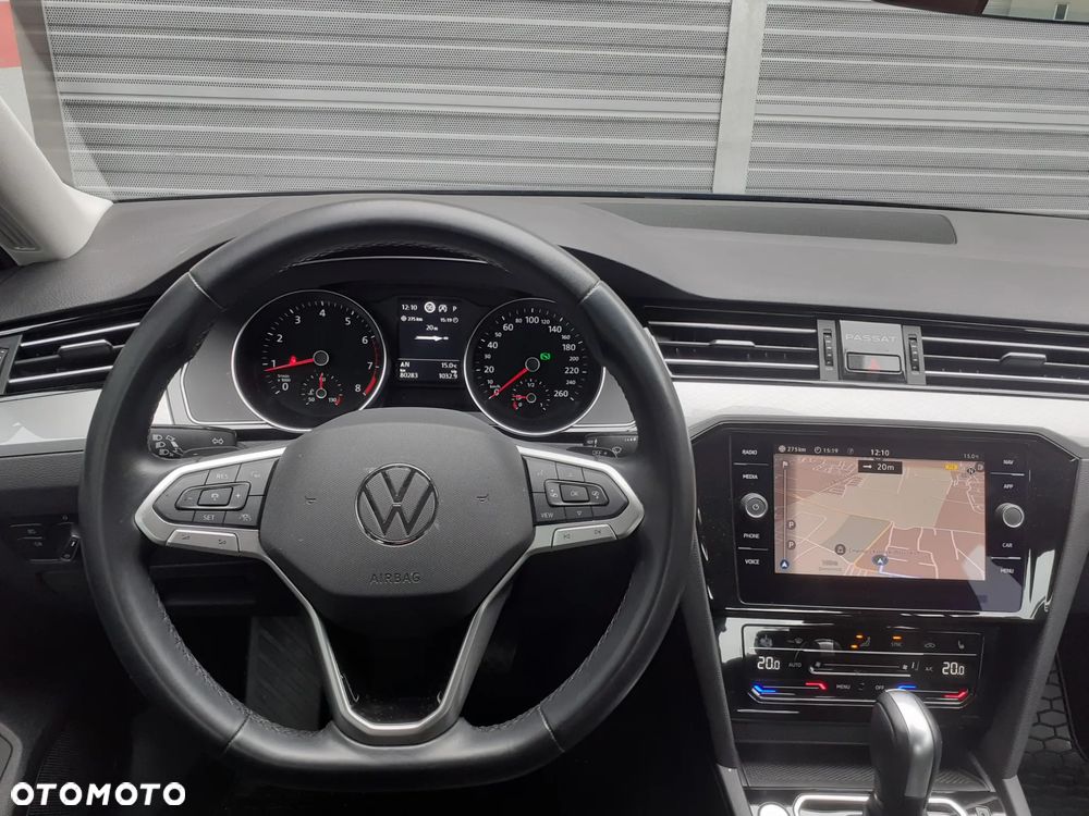 Volkswagen Passat - 9