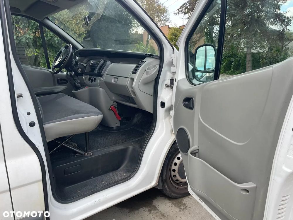 Opel Vivaro - 6