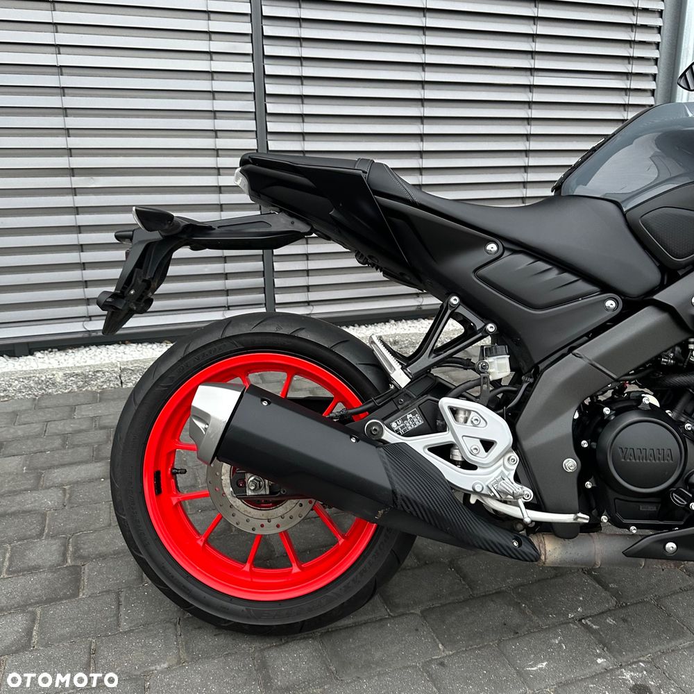 Yamaha MT - 5