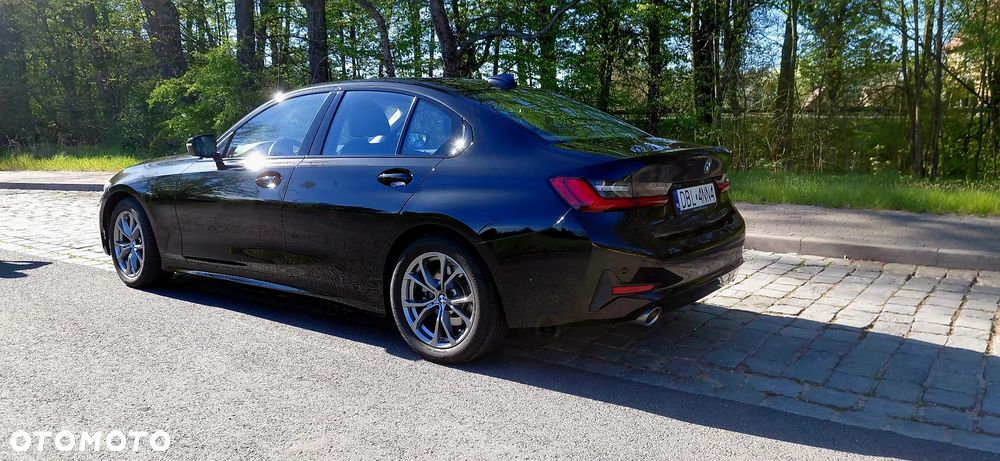 BMW Seria 3 318i Sport Line - 10