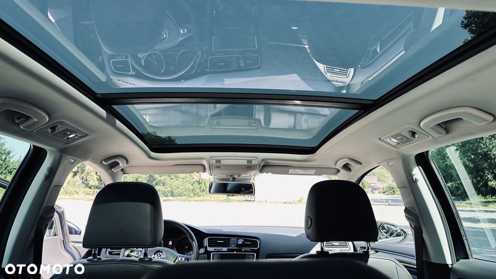 Volkswagen Golf Variant 2.0 TDI SCR Highline - 13