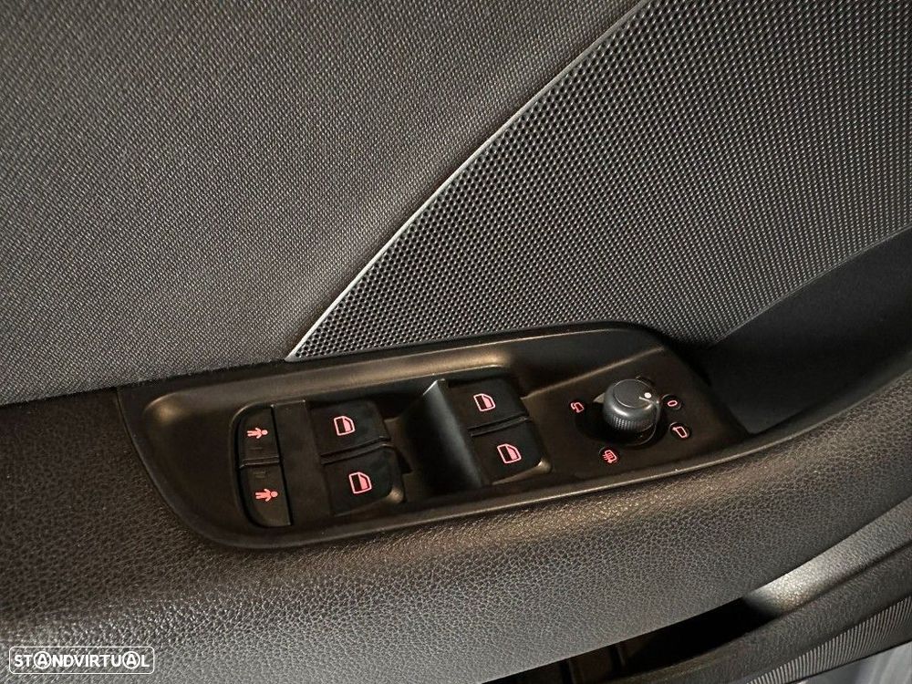 Audi A3 Limousine 1.6 TDI S-line - 23