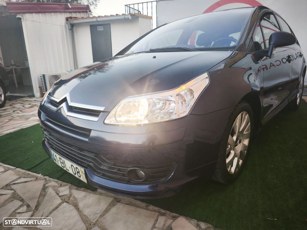 Citroën C4 1.6 HDi 110 VTR Pack - 33