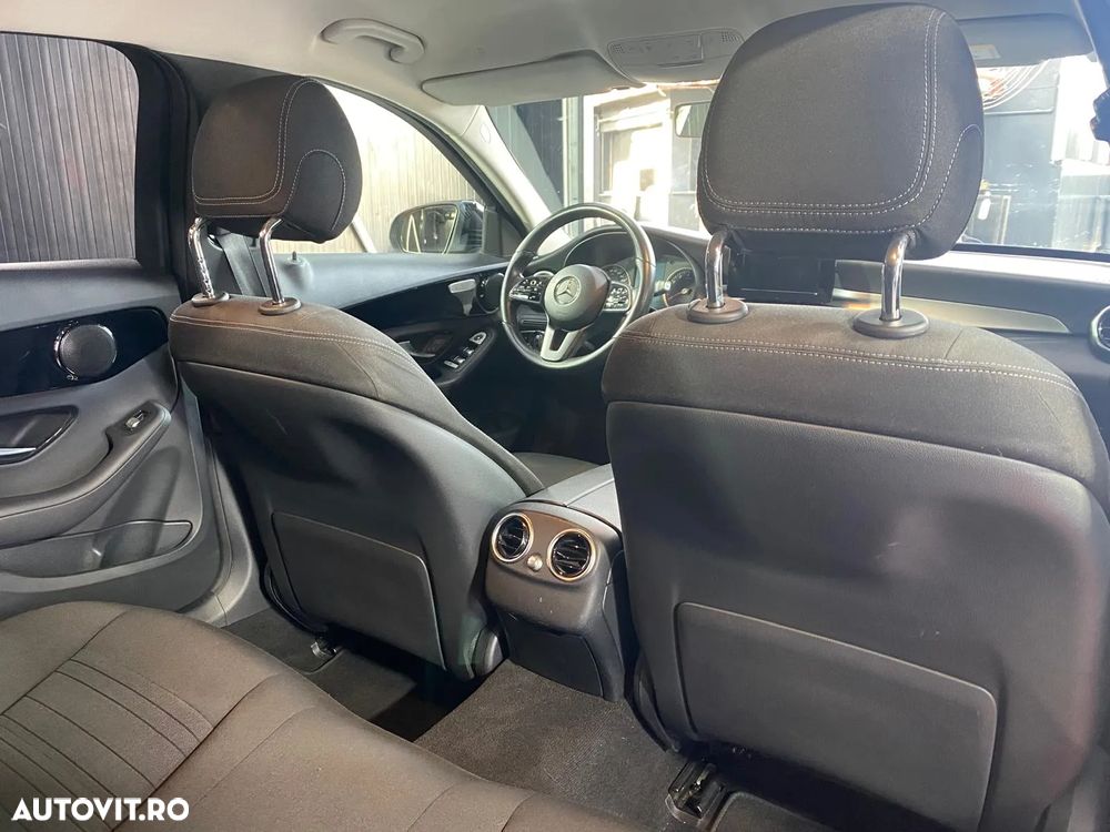 Mercedes-Benz C 180 Aut. - 11