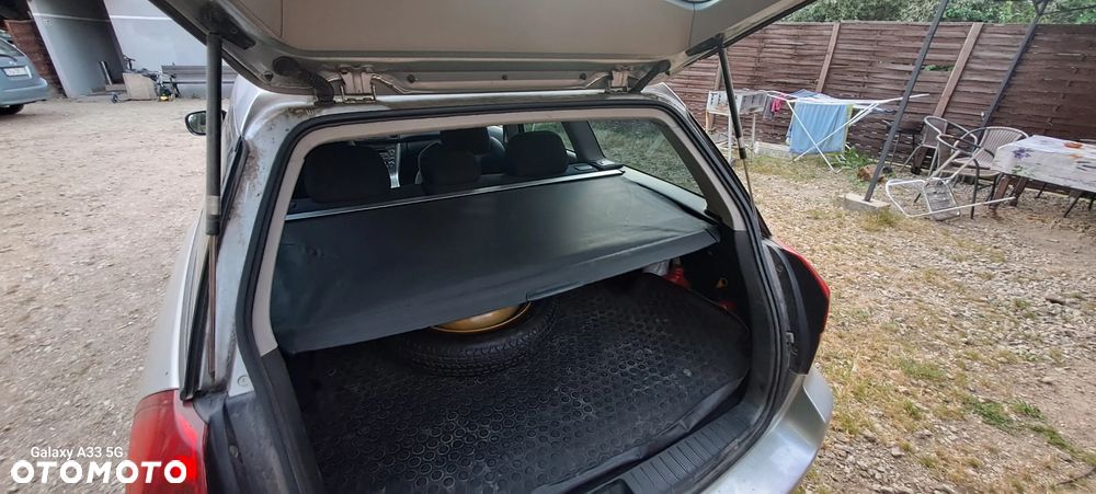 Subaru Legacy 2.0R GL - 23
