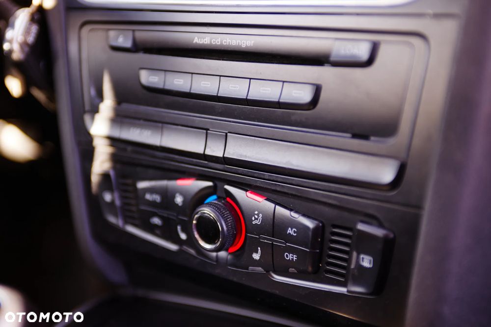 Audi A4 Avant 2.0 TDI DPF quattro Attraction - 24