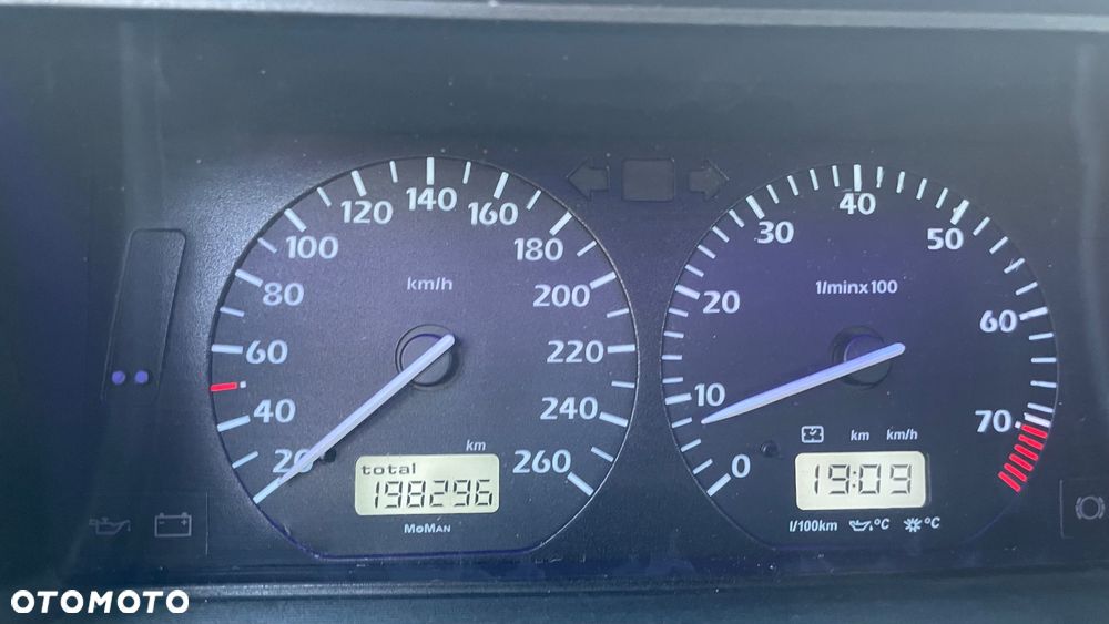 Volkswagen Golf - 11