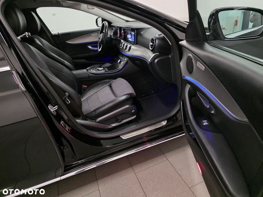 Mercedes-Benz Klasa E 220 d 9G-TRONIC AMG Line - 30