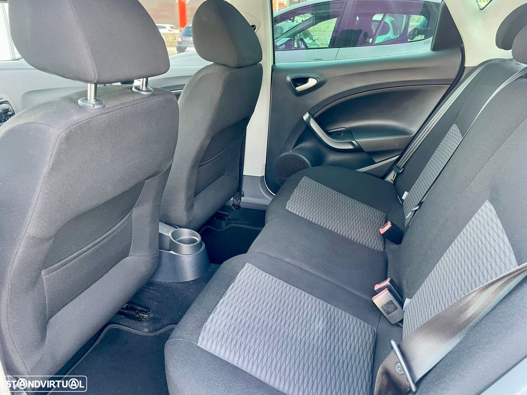SEAT Ibiza 1.6 TDI 25 Anos DPF - 10