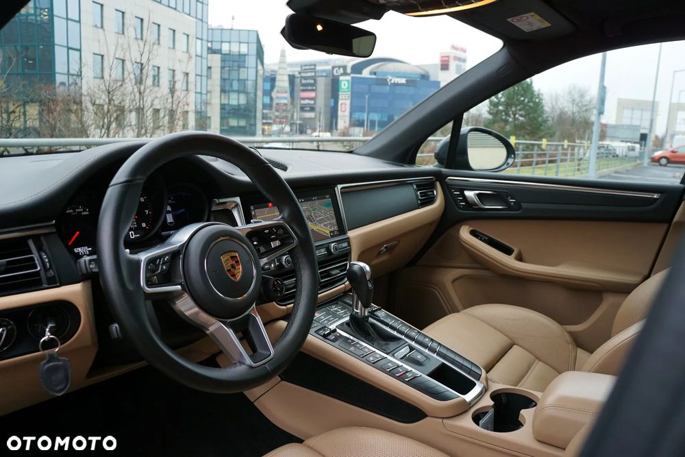 Porsche Macan - 12