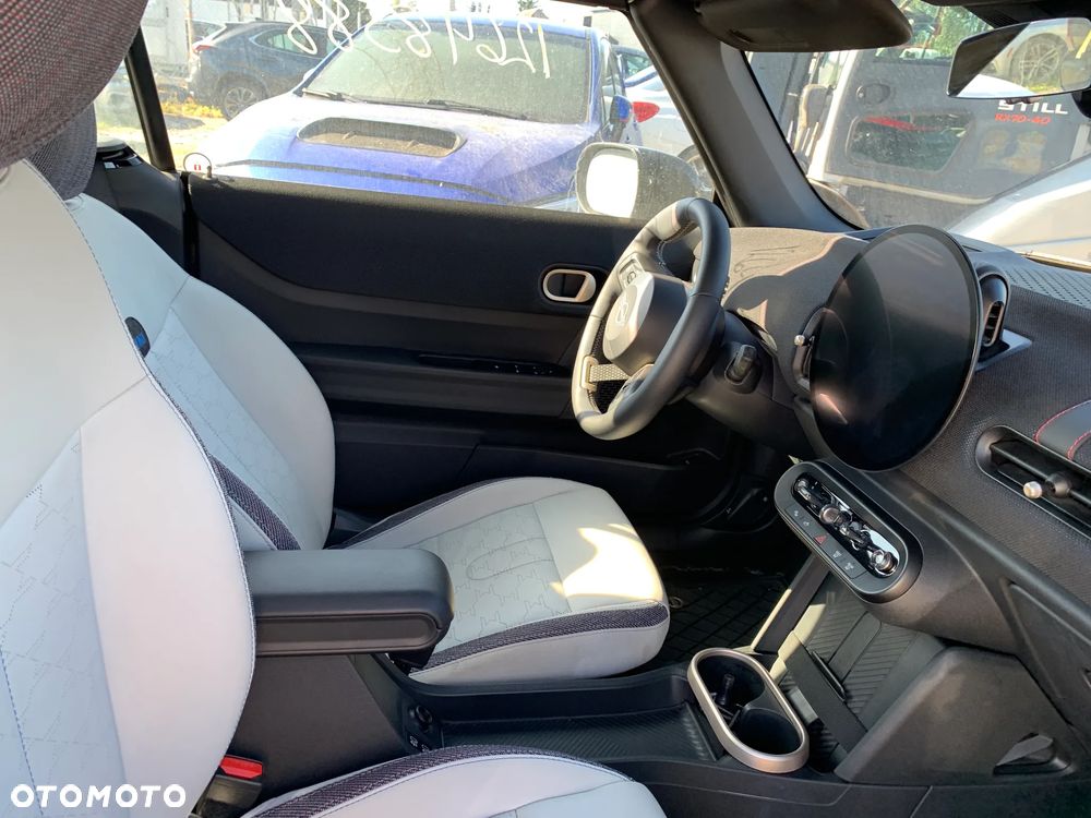 MINI Cooper C Favoured Trim - 14
