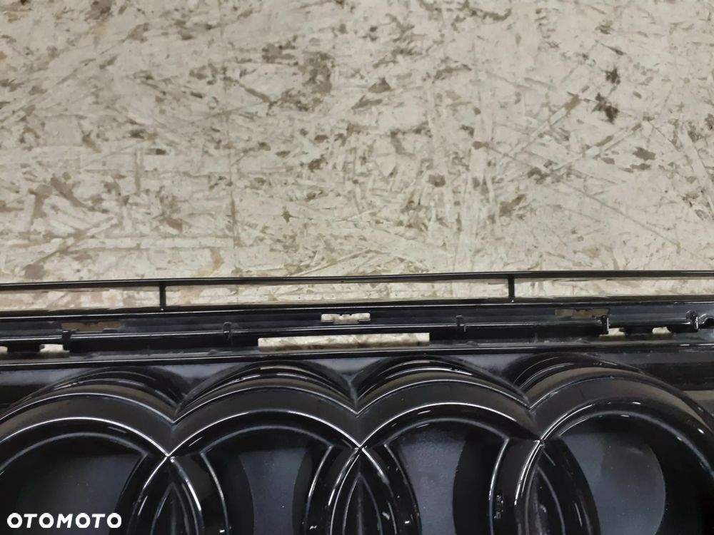 GRILL ATRAPA AUDI RS5 RS7 4K8 - 11