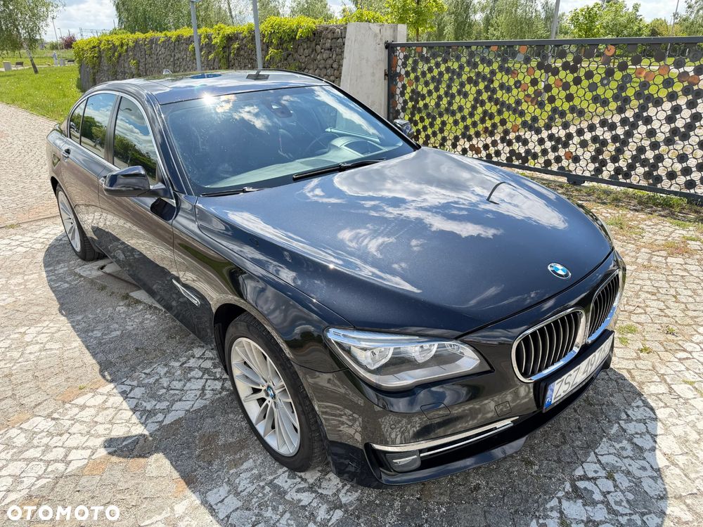 BMW Seria 7 740d xDrive Edition Exclusive - 11