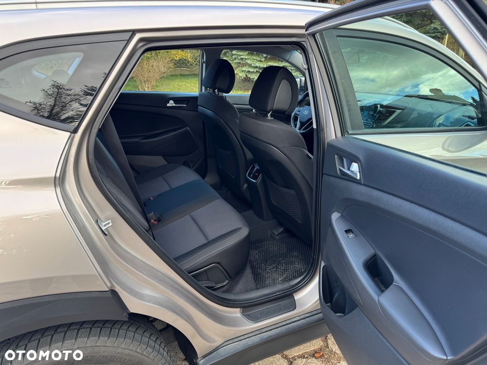Hyundai Tucson - 16