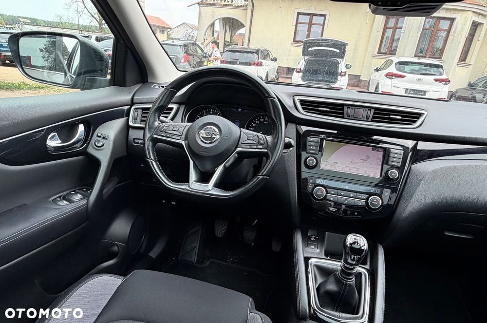 Nissan Qashqai 1.3 DIG-T Tekna - 14