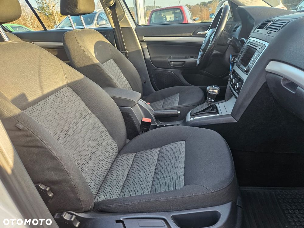 Skoda Octavia 1.6 TDI Active DSG - 10