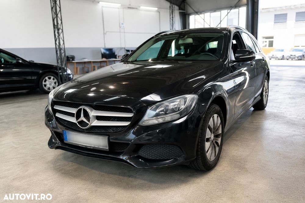Mercedes-Benz C 220 CDI DPF (BlueEFFICIENCY) 7G-TRONIC - 2