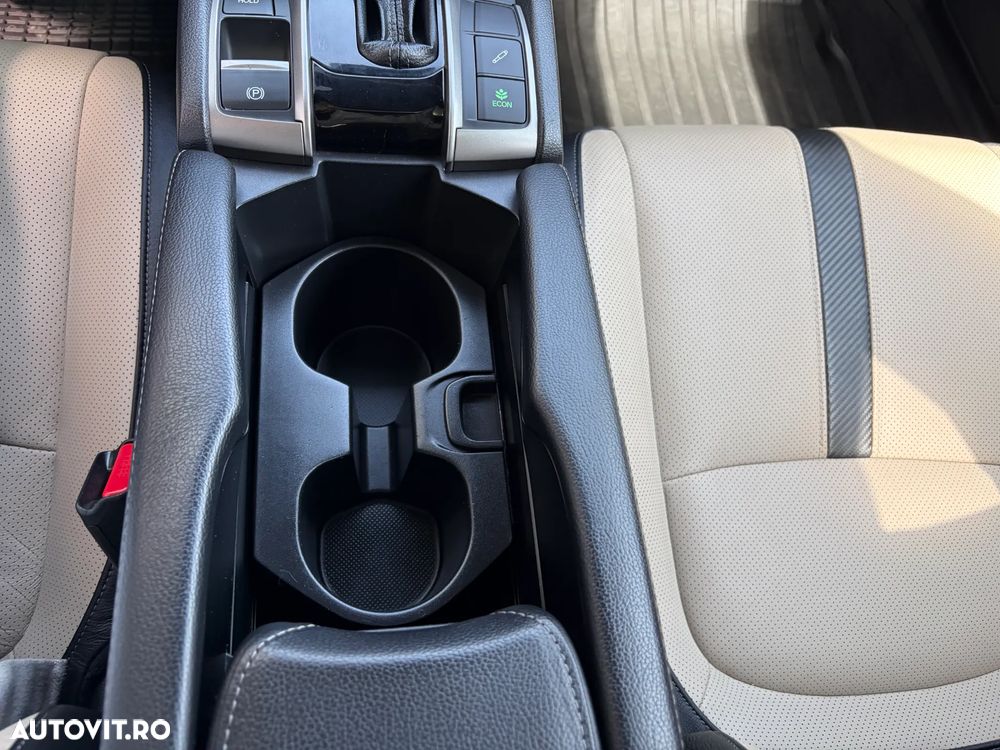 Honda Civic 1.5 VTEC Turbo CVT Prestige - 32