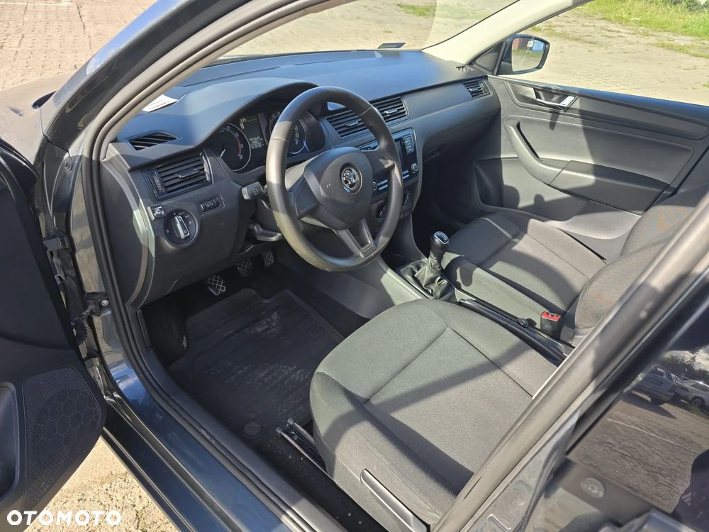 Skoda RAPID 1.0 TSI Active - 4