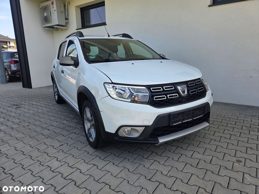 Dacia Sandero Stepway - 1