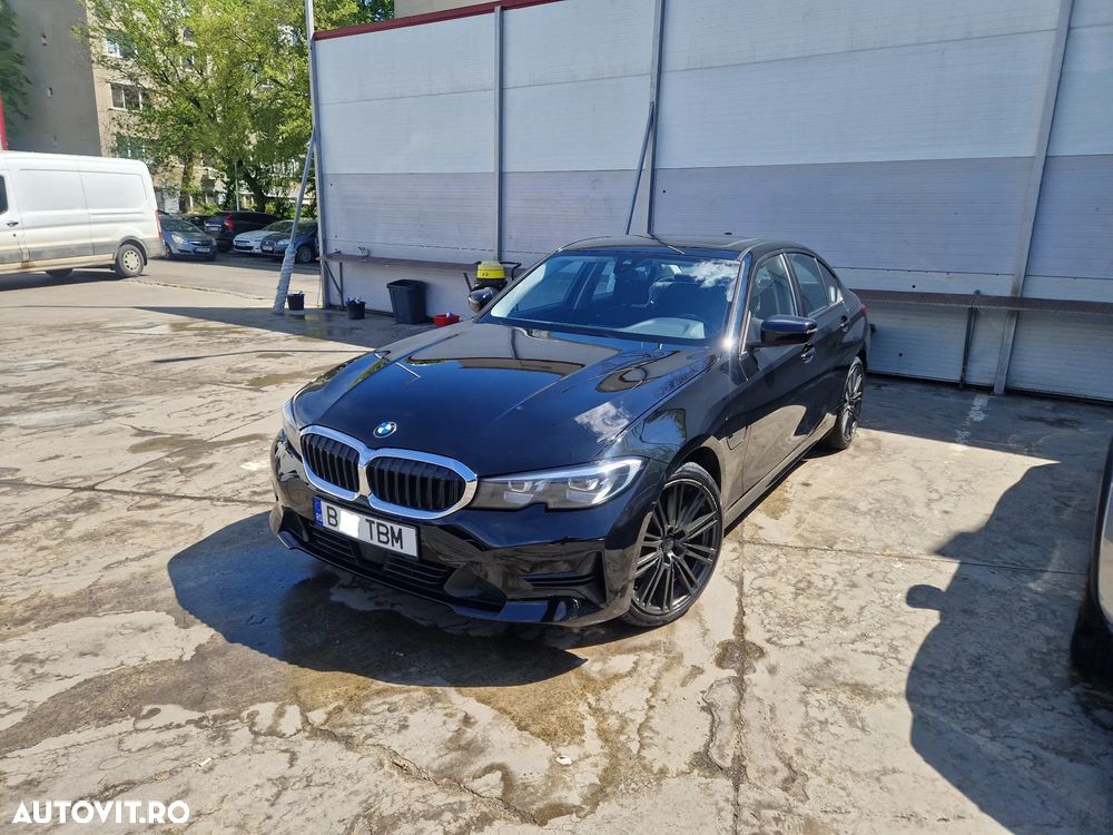 BMW Seria 3 330e Aut. Advantage - 4