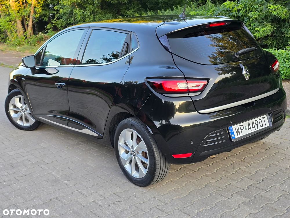 Renault Clio - 37