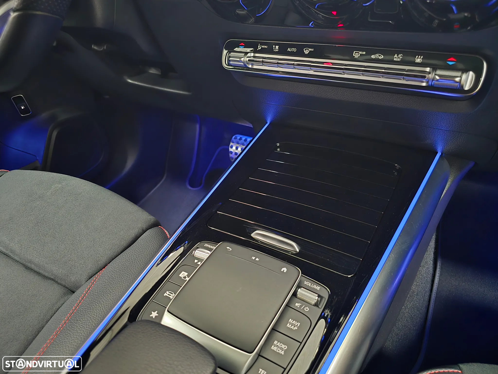 Mercedes-Benz GLA 250 e 8G-DCT AMG Line - 39