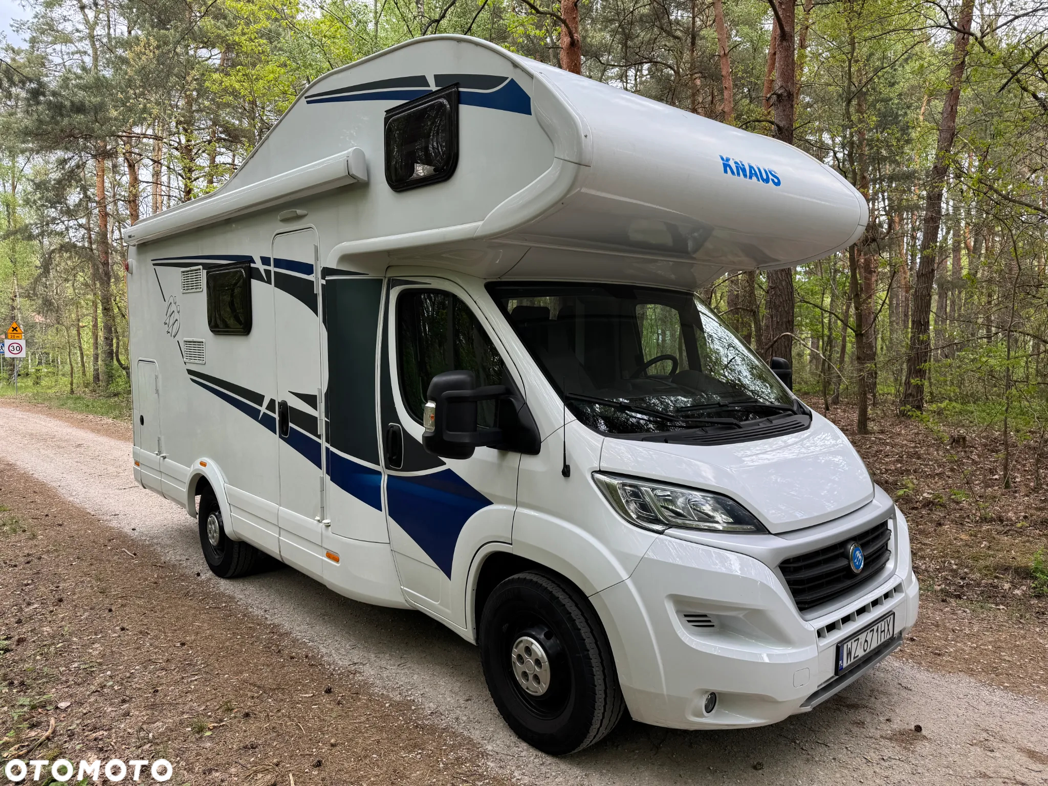 KNAUS Live Traveller - 2