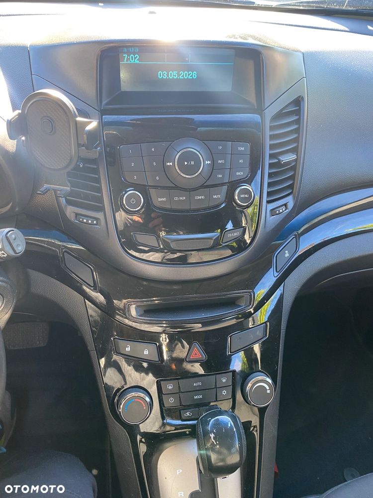 Chevrolet Orlando - 33