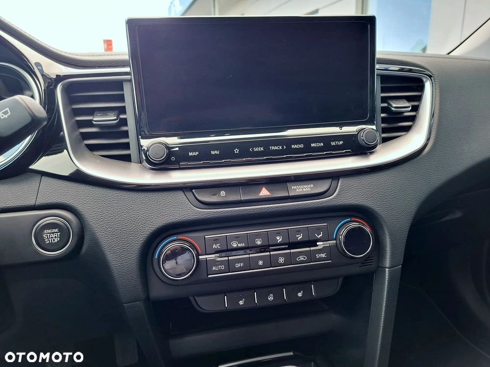 Kia Ceed 1.5 T-GDI Tribute - 25