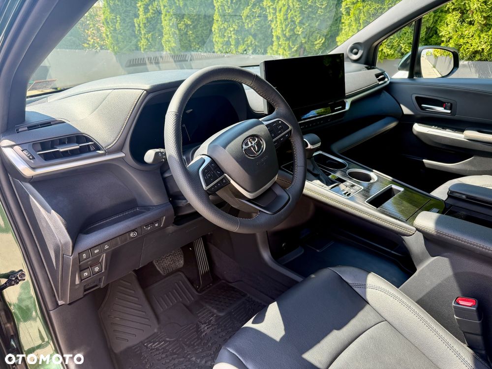 Toyota Sienna - 14