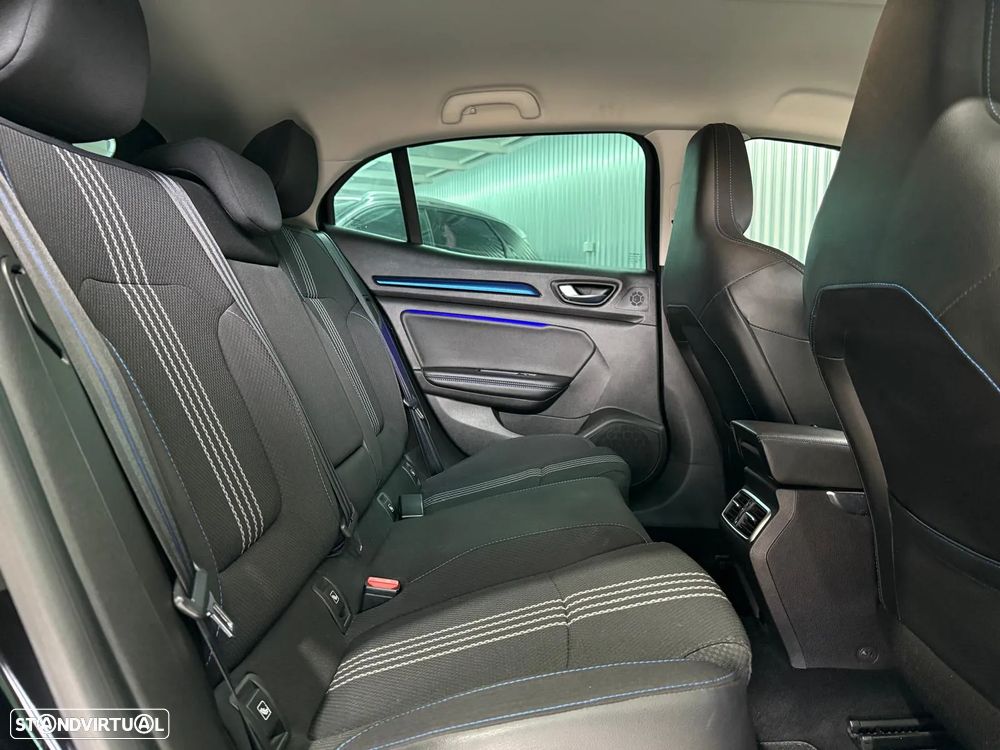 Renault Mégane 1.5 Blue dCi GT Line - 31