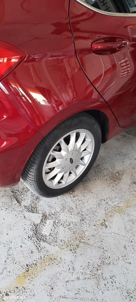 Ford Fiesta 1.0 EcoBoost Titanium - 8