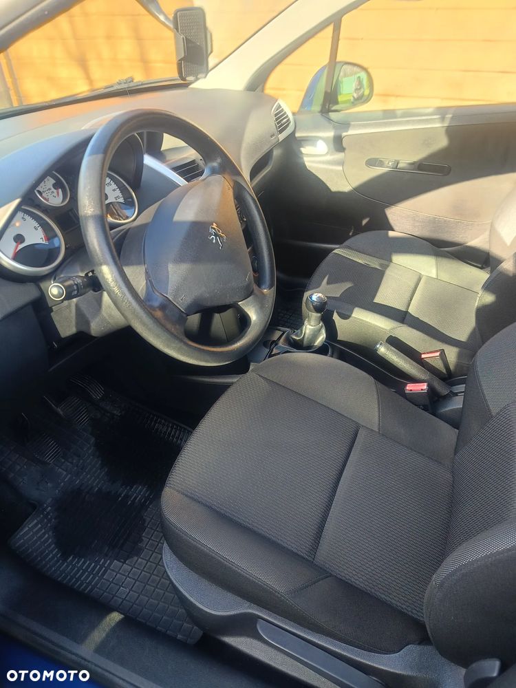 Peugeot 207 1.4 - 12