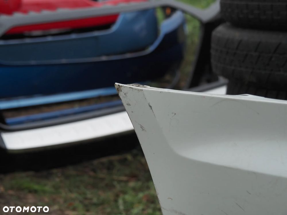 Zderzak tył tylny Audi A4 B9 Avant Kombi S-Line Ibisweiss - 3