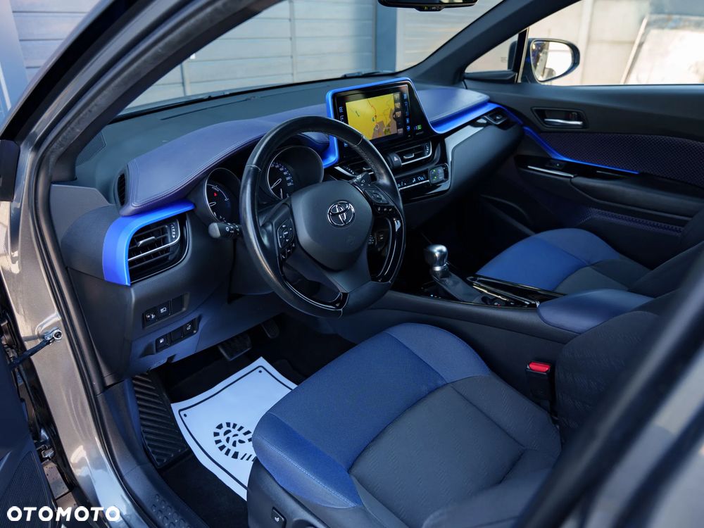 Toyota C-HR Business-Edition - 16