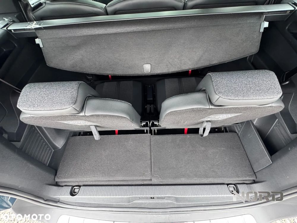 Peugeot 5008 1.6 PureTech GT Line S&S EAT8 - 32