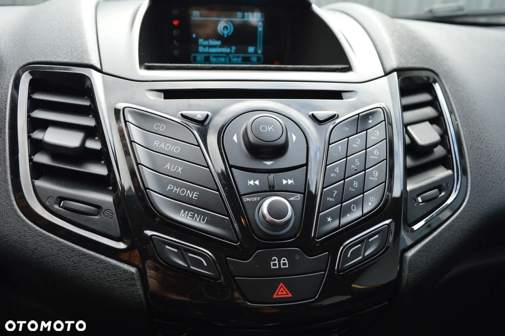 Ford Fiesta 1.0 EcoBoost Titanium - 17