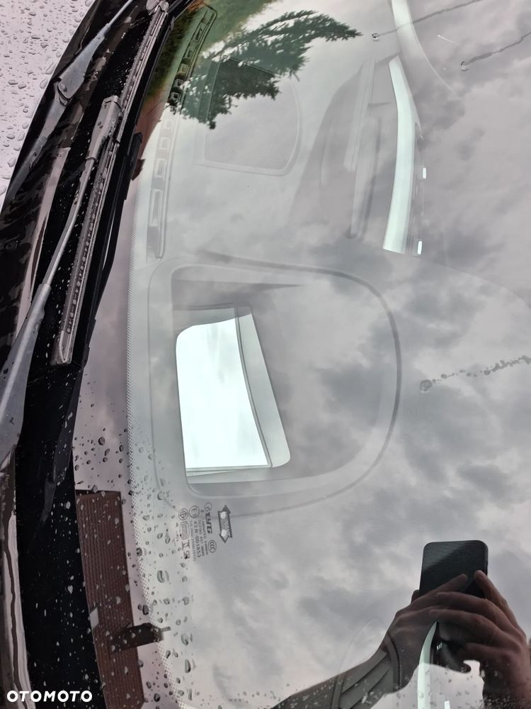 BMW Seria 3 330d Touring Edition M Sport Shadow - 11