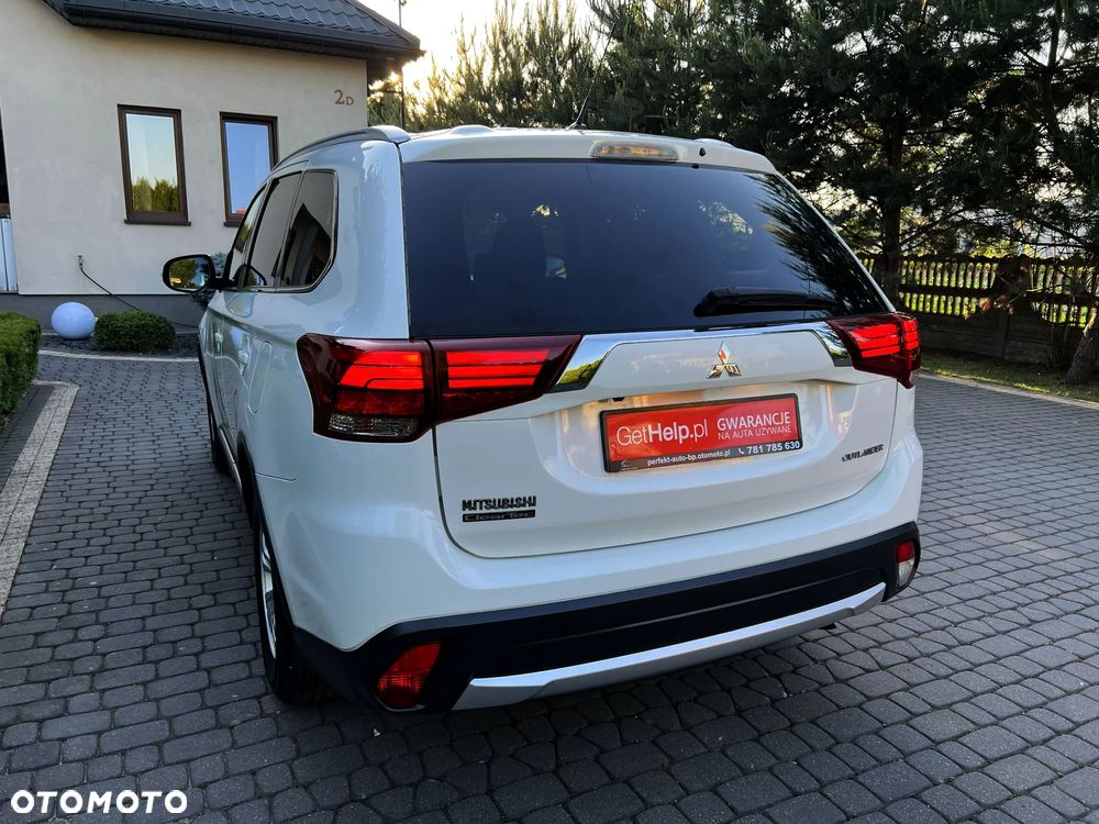 Mitsubishi Outlander 2.0 2WD SUV-Star - 8