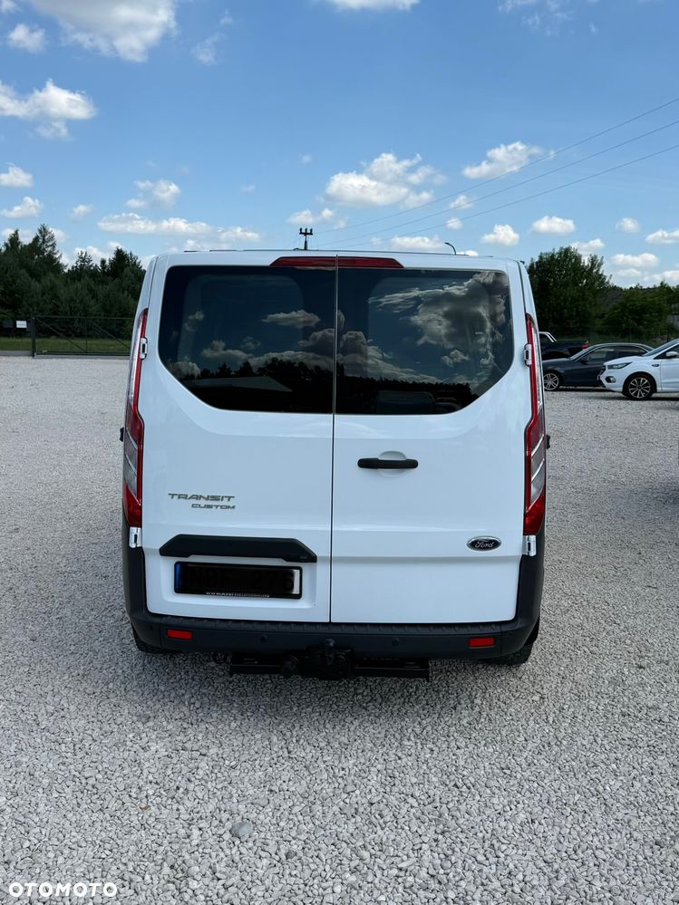 Ford Transit Custom - 11