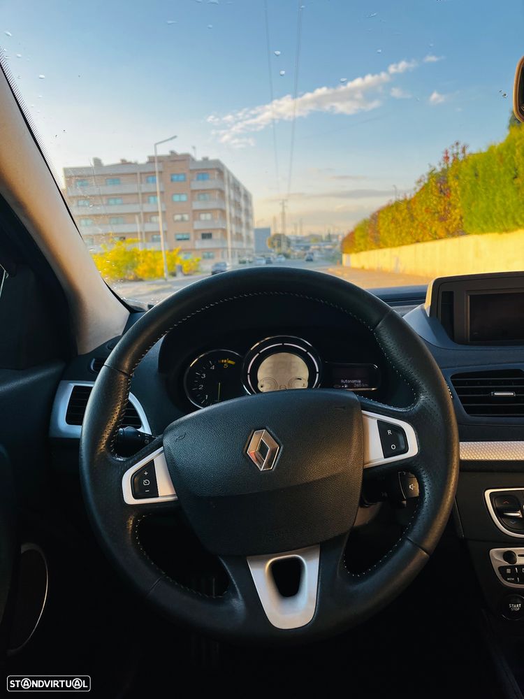 Renault Mégane Coupe 1.5 dCi Dynamique - 10