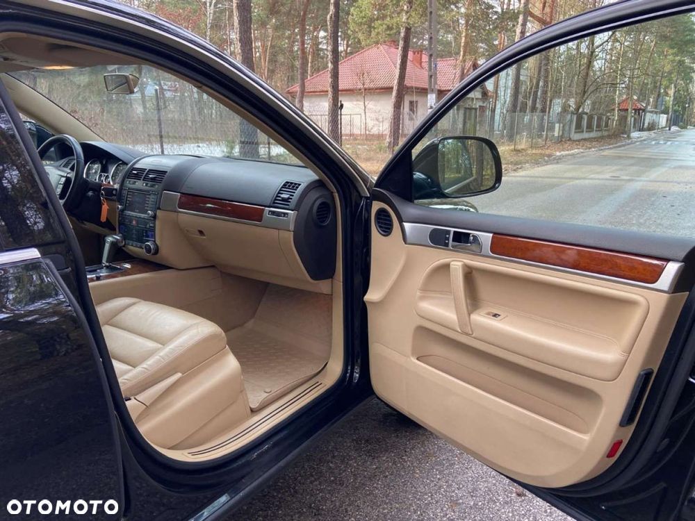 Volkswagen Touareg - 11