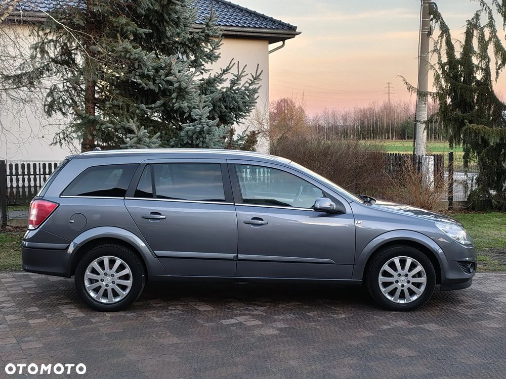 Opel Astra 1.6 Easytronic NAVI - 35