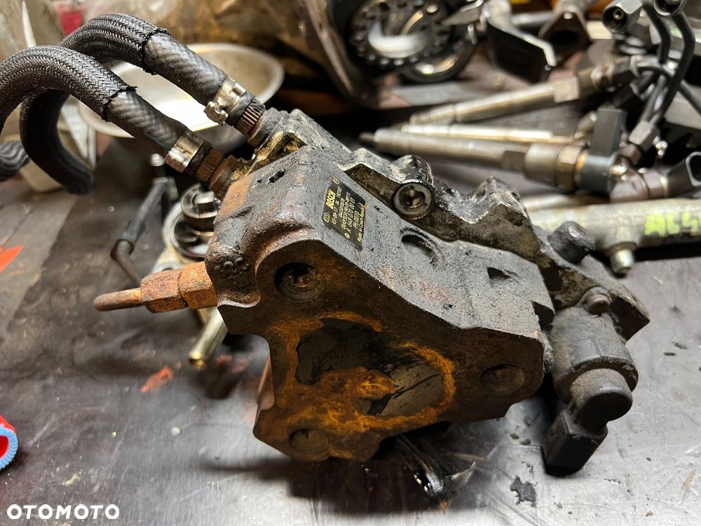 Pompa wtryskowa Mercedes w203 2.2cdi - 2