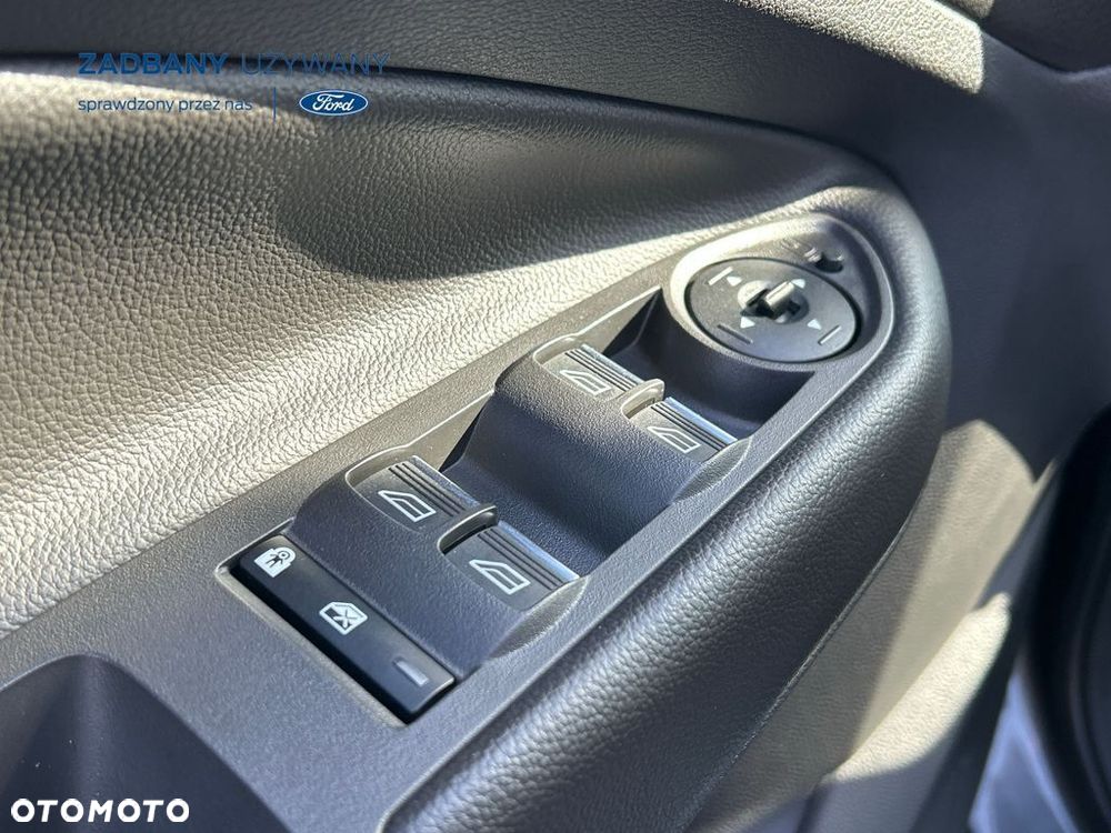 Ford Kuga 2.0 TDCi AWD ST-Line - 25
