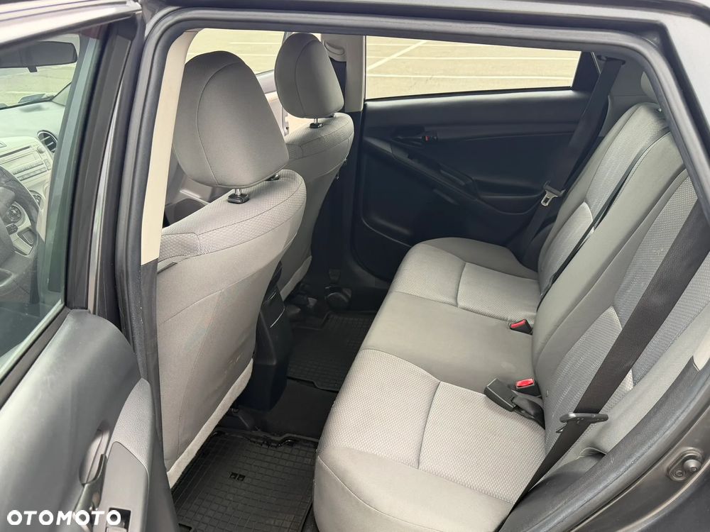 Toyota Matrix - 7